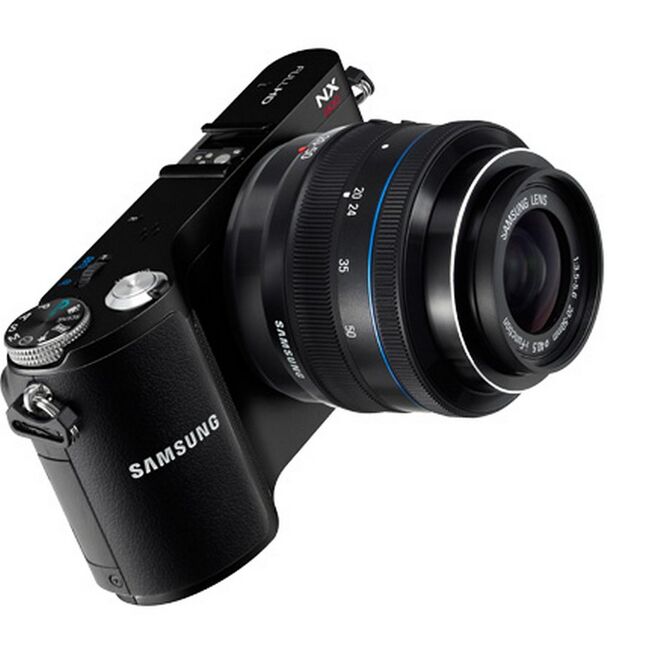 NX200 20.3 Megapixel Compact System Camera